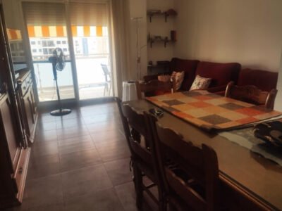 Departamento con cochera y baulera