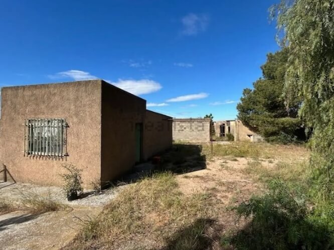 Terreno en venta en Los Pinares